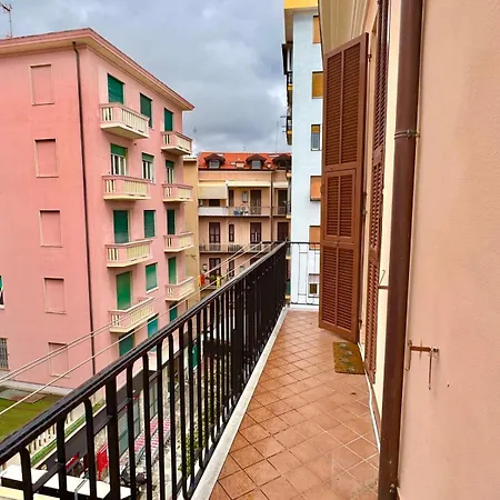 아파트 La Casa Di Morena Due Passi Dal Mare *